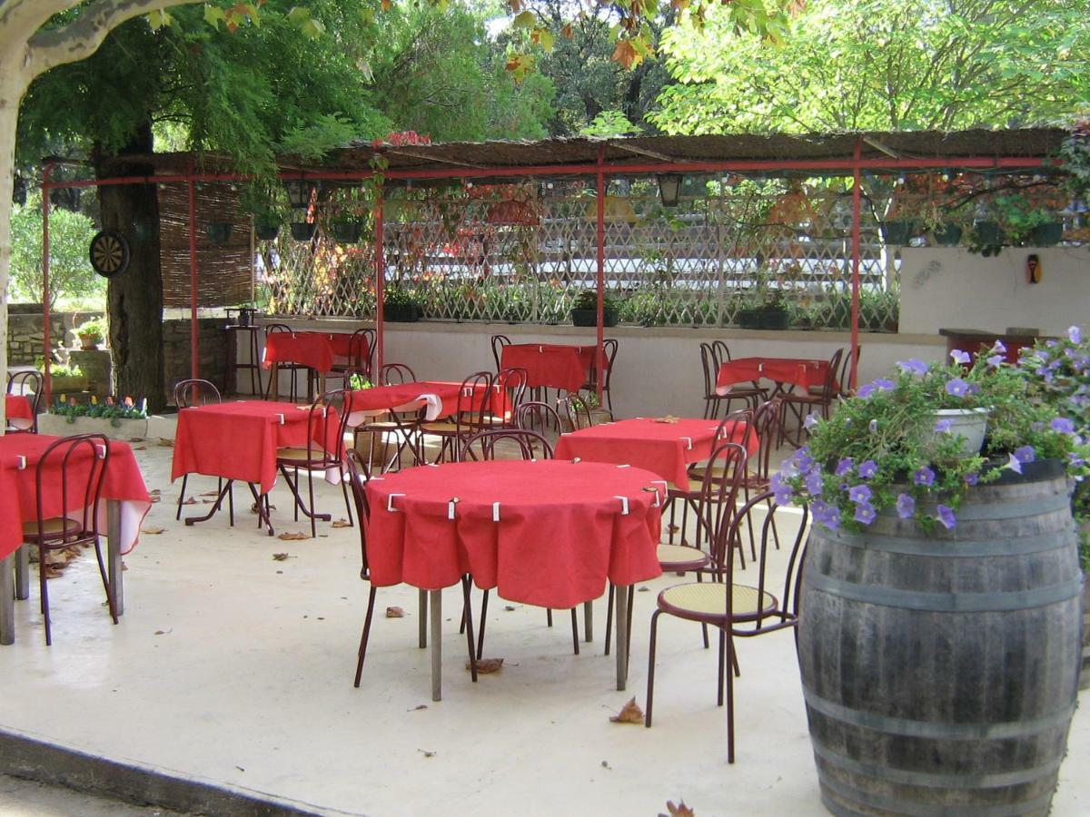 Auberge Des Garrigues ニーム エクステリア 写真